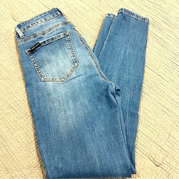 Juniors, Almost Famous denim, skinny jeans, slightly distressed - Picture 7 of 7
